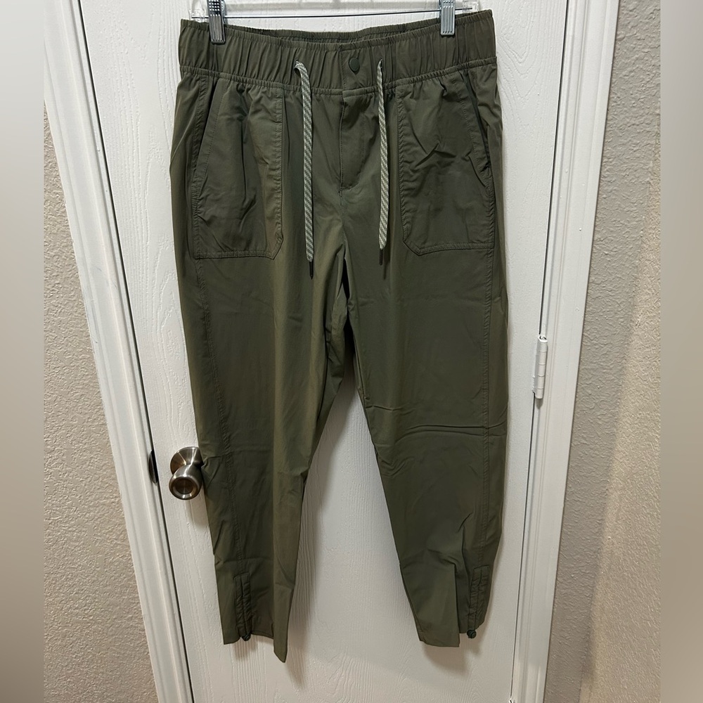 Avalanche hiking outdoor lightweight pants size medium